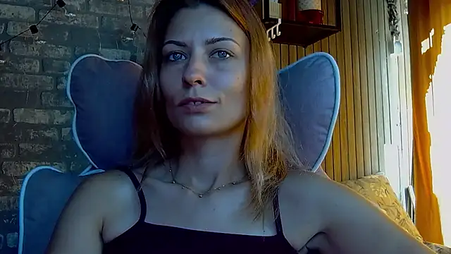 karo123421's Live Chat Room