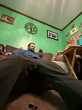 charactrzero's Live Sex Cam Show