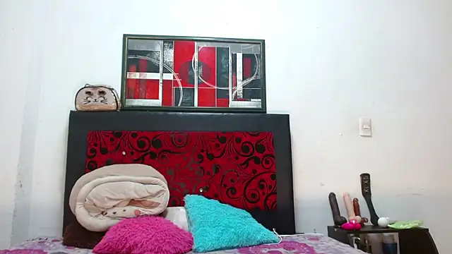 LexiStone_'s Live Chat Room