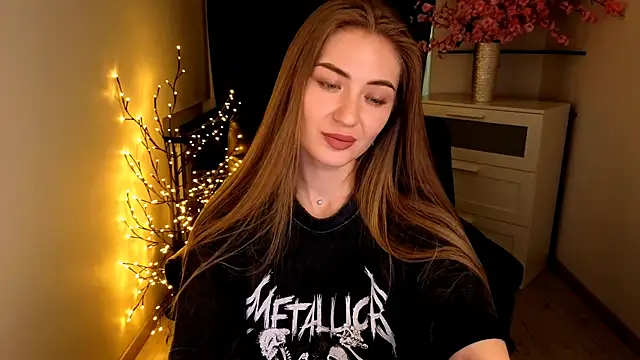 Chain_Alice Adlı Modelin Canlı Sohbet Odası