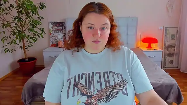 PolinaSalvatore Adlı Modelin Canlı Sohbet Odası