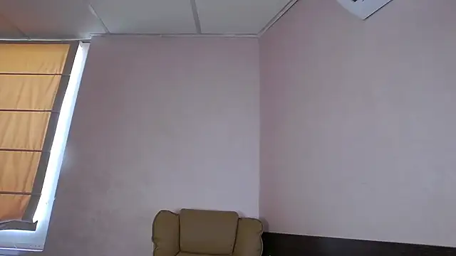 Ella_sweety 现场聊天室