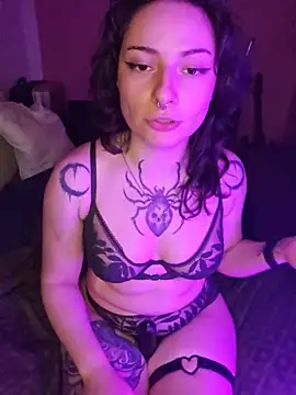 غرفة دردشة Moxxxie المباشرة