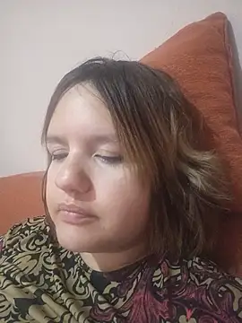 Živá chatovací místnost shaynarg