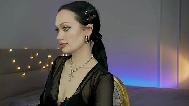 QueenAliss Live chatroom