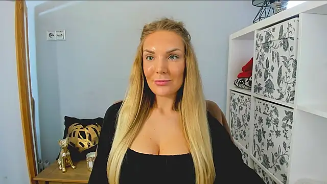 AulloraHoney Cameră chat live