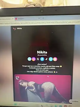 חדר צ'אט בשידור חי של SweetNikita96
