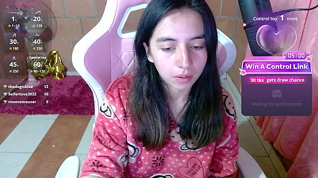 חדר צ'אט בשידור חי של Maggie_Fox3