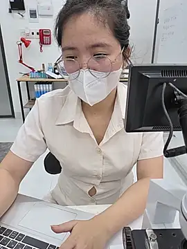 HinaLovely's Live Chat Room