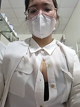 ห้องแชทสดของ HinaLovely