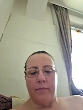 Živá chatovací místnost Goodass7