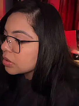 drizzypeach602 live-chat rom