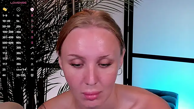 LianaFord 실시간 채팅방