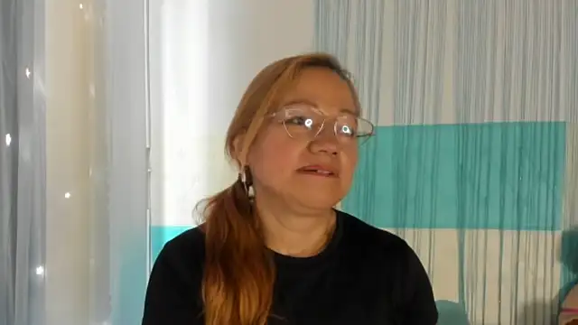 anthonela_mature_'s Live Chat Room