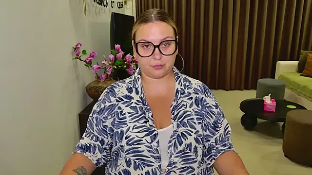 Sandra_Eva Adlı Modelin Canlı Sohbet Odası
