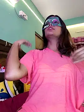Queenniaa's Webcam Show