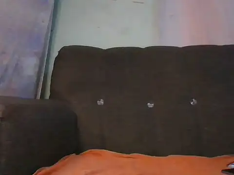freaky-hotgal001 Adlı Modelin Canlı Sohbet Odası