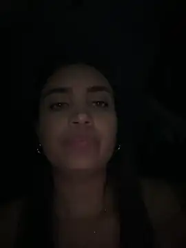 Онлайн чат aisha_es
