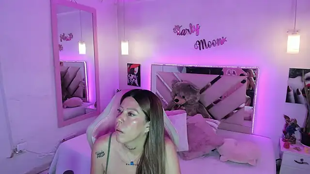 Sala de chat en directo de Karly_moon
