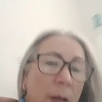 חדר צ'אט בשידור חי של EvaRobinson