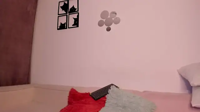 Alexaa250 Adlı Modelin Canlı Sohbet Odası