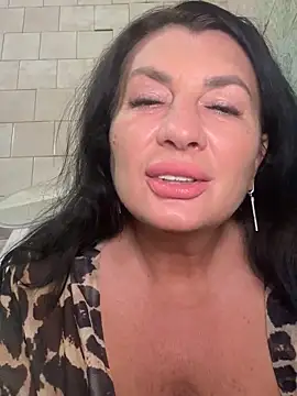 Agata-Anetta Adlı Modelin Canlı Sohbet Odası