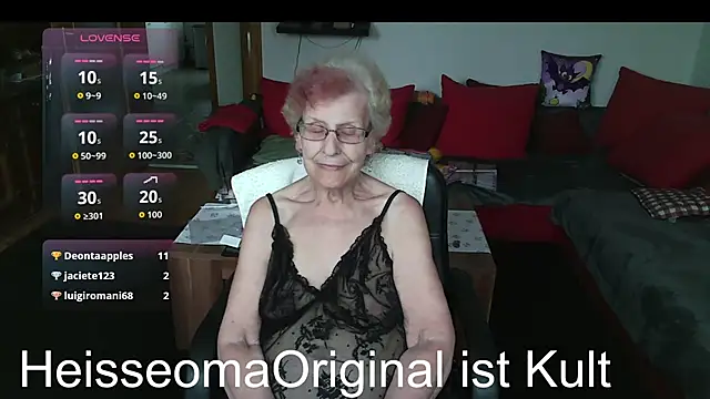 HeisseomaOriginal's Live Chat Room