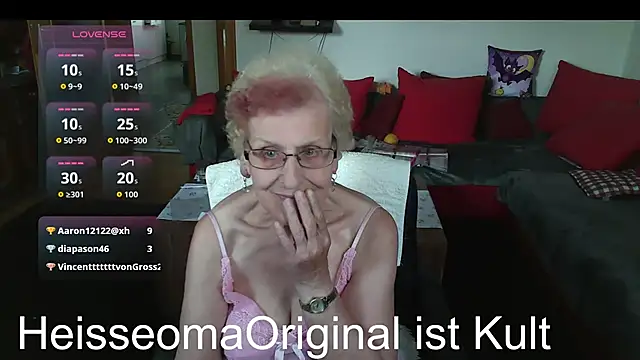 HeisseomaOriginal Adlı Modelin Canlı Sohbet Odası