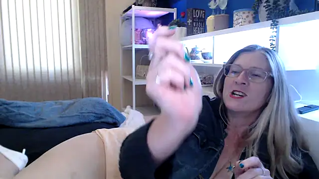Sala de chat en directo de Arseralian-Cougar