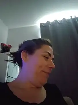 Živá chatovací místnost Ellie-Elizabeth