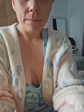 Phòng Chat Trực Tiếp Ellie-Elizabeth