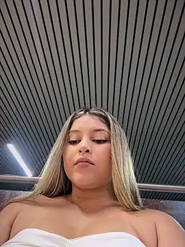 Chat ao vivo de lunablossom_