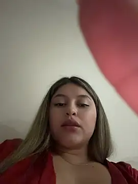lunablossom_'s Live Chat Room
