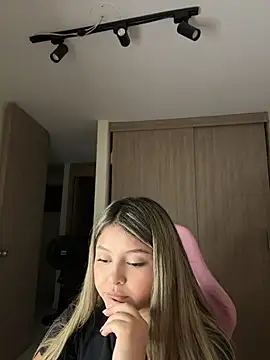 Sala de chat ao vivo de lunablossom_