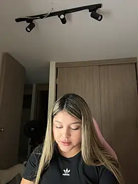 Chatroom en direct de lunablossom_