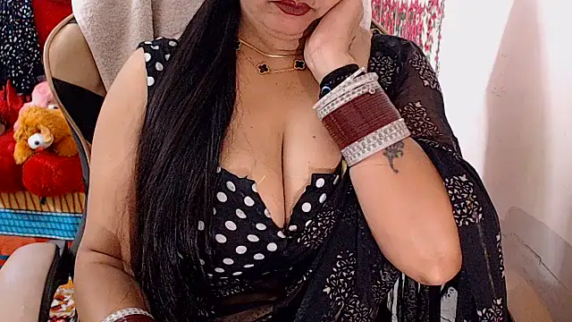 Cute_Shanaya_143 실시간 채팅방
