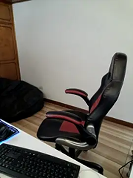 kayortiizn Live chat-huone