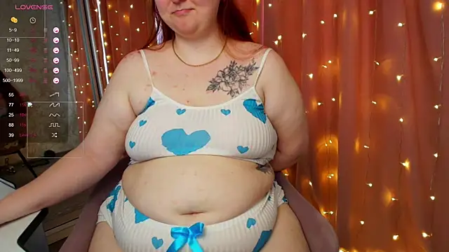 Mia_Bows Adlı Modelin Canlı Sohbet Odası