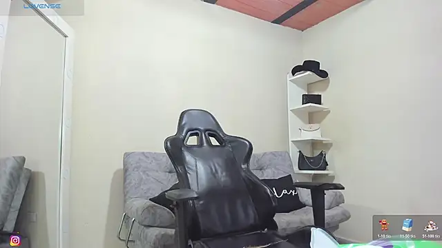 Sala de chat ao vivo de melody_pink_18