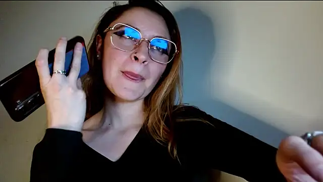 Chatroom en direct de Juls_winter_