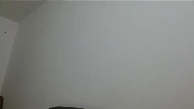 חדר צ'אט בשידור חי של Juls_winter_