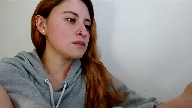 Juls_winter_ Adlı Modelin Canlı Sohbet Odası