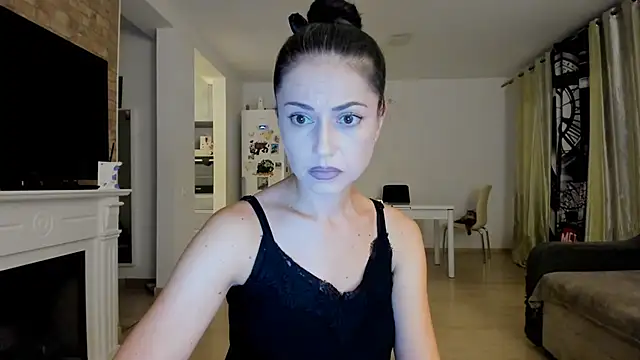 غرفة دردشة OliviaSirena المباشرة