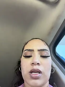 CarmelaAnthony чат на живо
