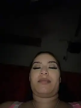 Онлайн чат CarmelaAnthony