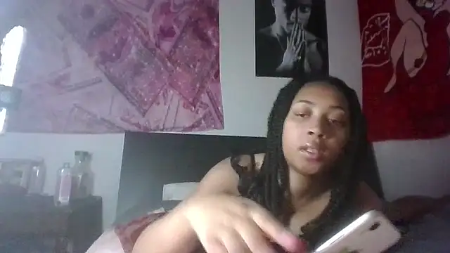 חדר צ'אט בשידור חי של sexybribri@xh