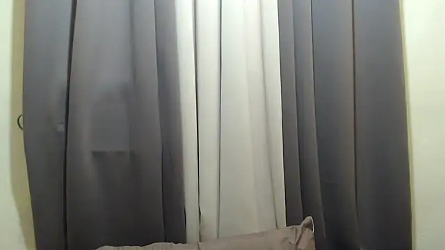 x_brittany_x – live chatrum