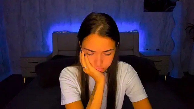 AlexaBarkley live-chat rom