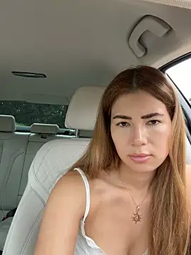 Seks show uživo modela ClaireBree na kameri