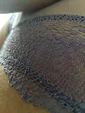 Živá chatovací místnost MadaamJizz_DickLewd